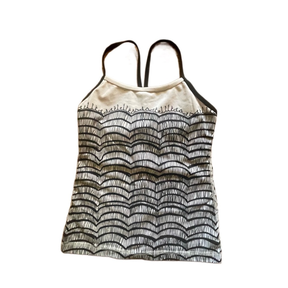 Lululemon Black White Patterned Power Y Tank Top fits like xs/s
